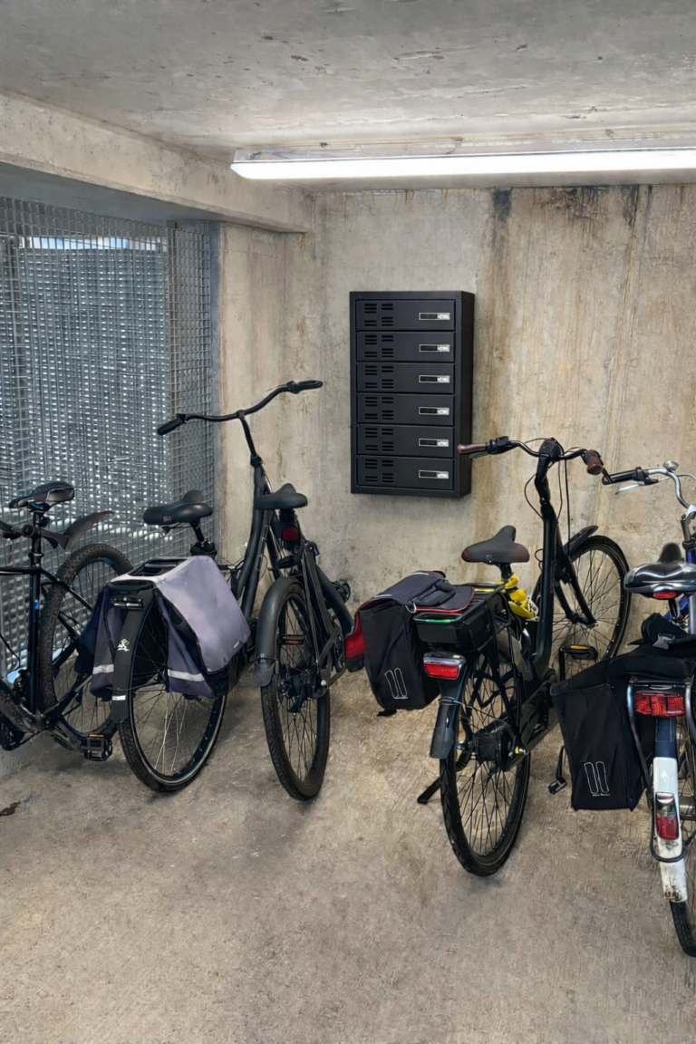 Infinity laadlocker op klanten locatie