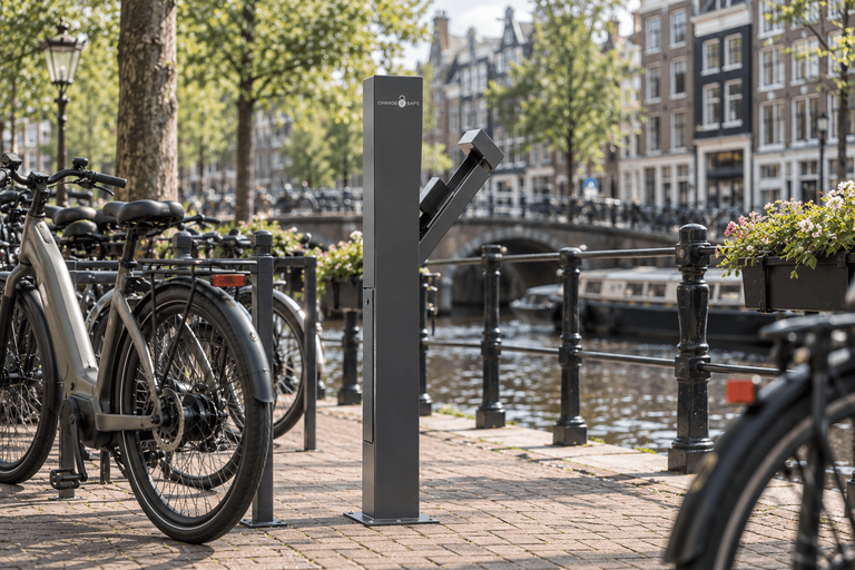 chargesafe nexus ebikelaadpaal amsterdam